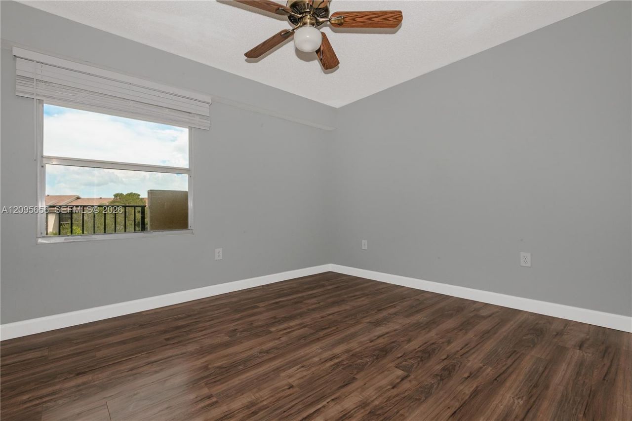 550 SW 138th Ave , Unit 404K, Pembroke Pines, FL 33027 Photo
