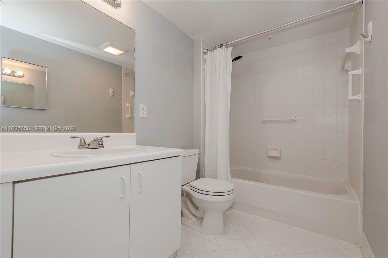 550 SW 138th Ave , Unit 404K, Pembroke Pines, FL 33027 Photo