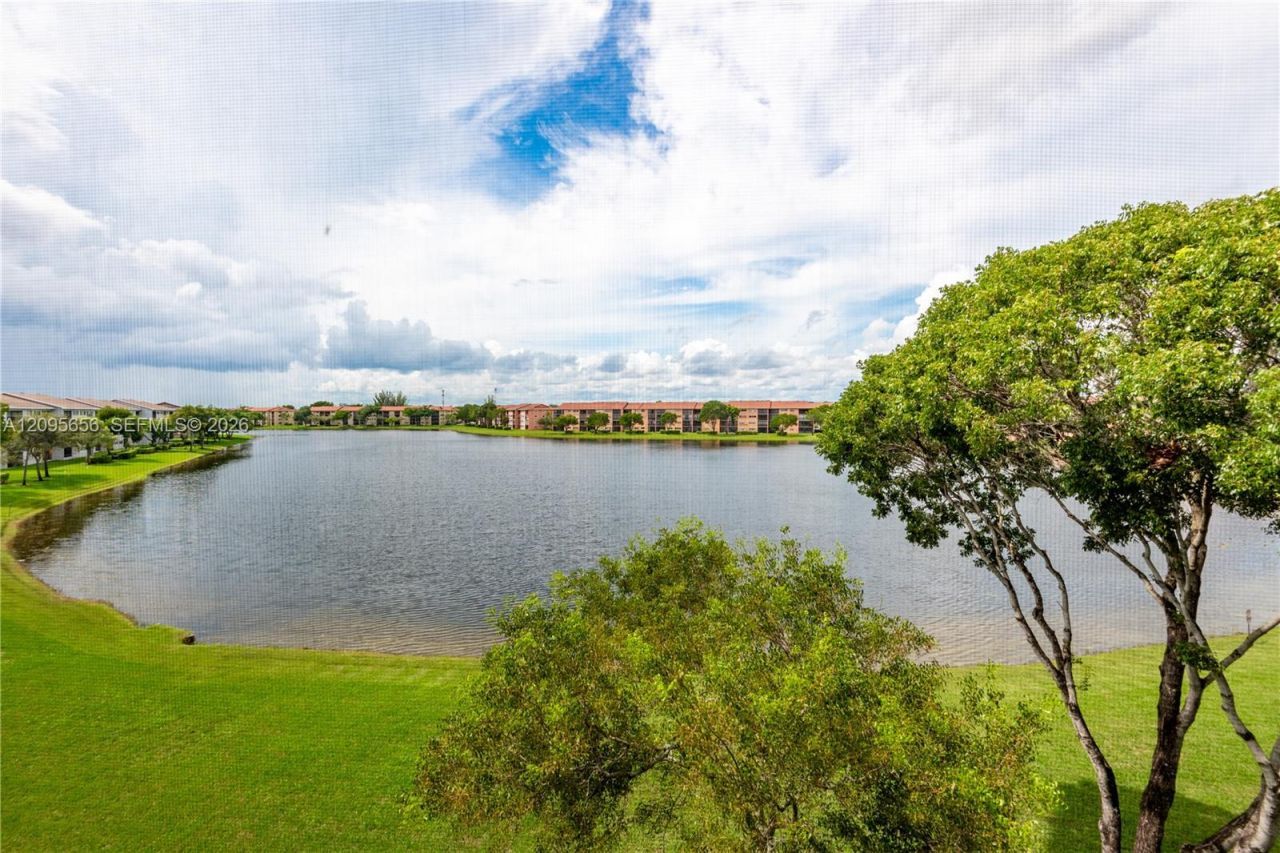 550 SW 138th Ave , Unit 404K, Pembroke Pines, FL 33027 Photo