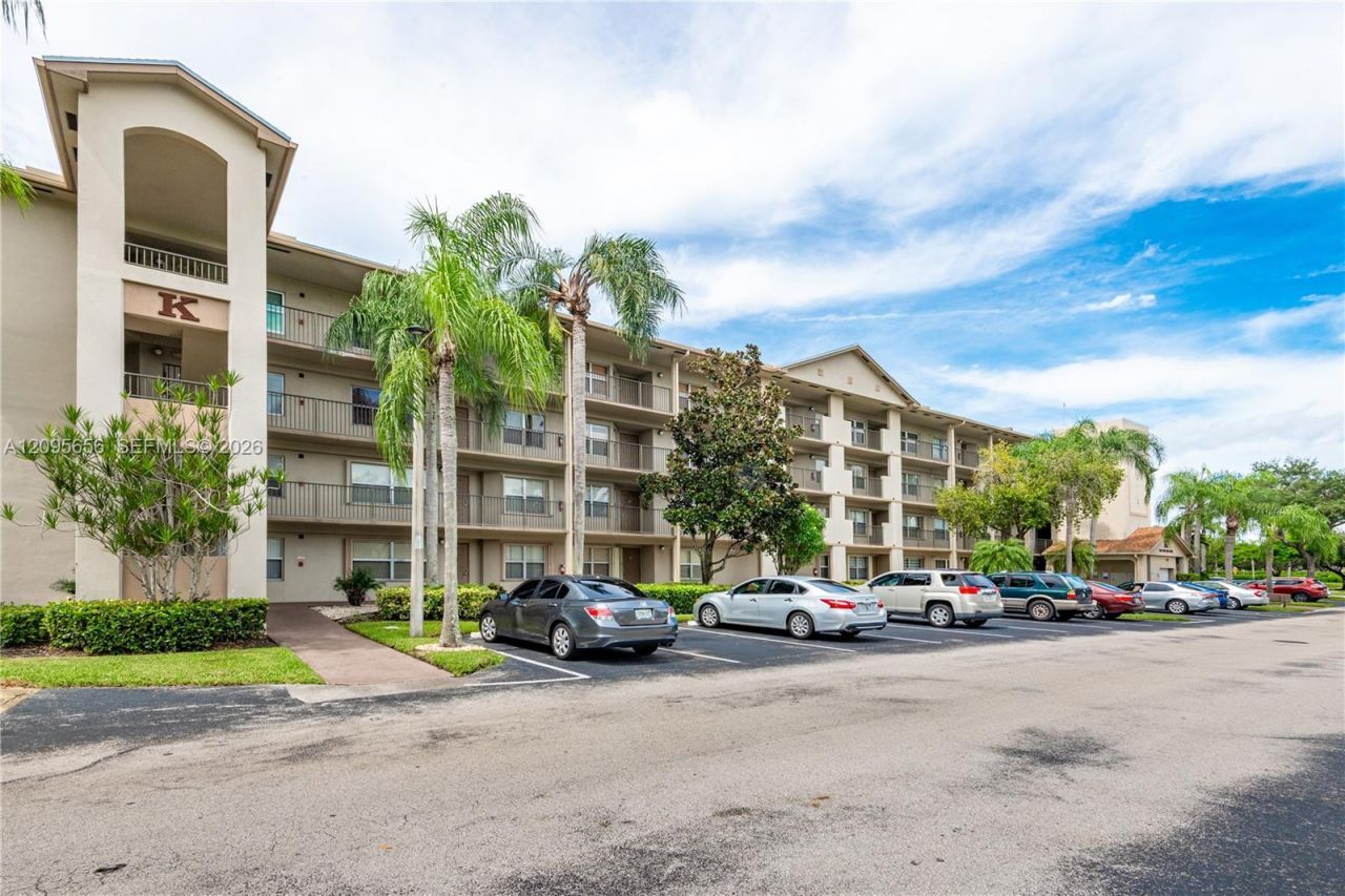 550 SW 138th Ave , Unit 404K, Pembroke Pines, FL 33027 Photo