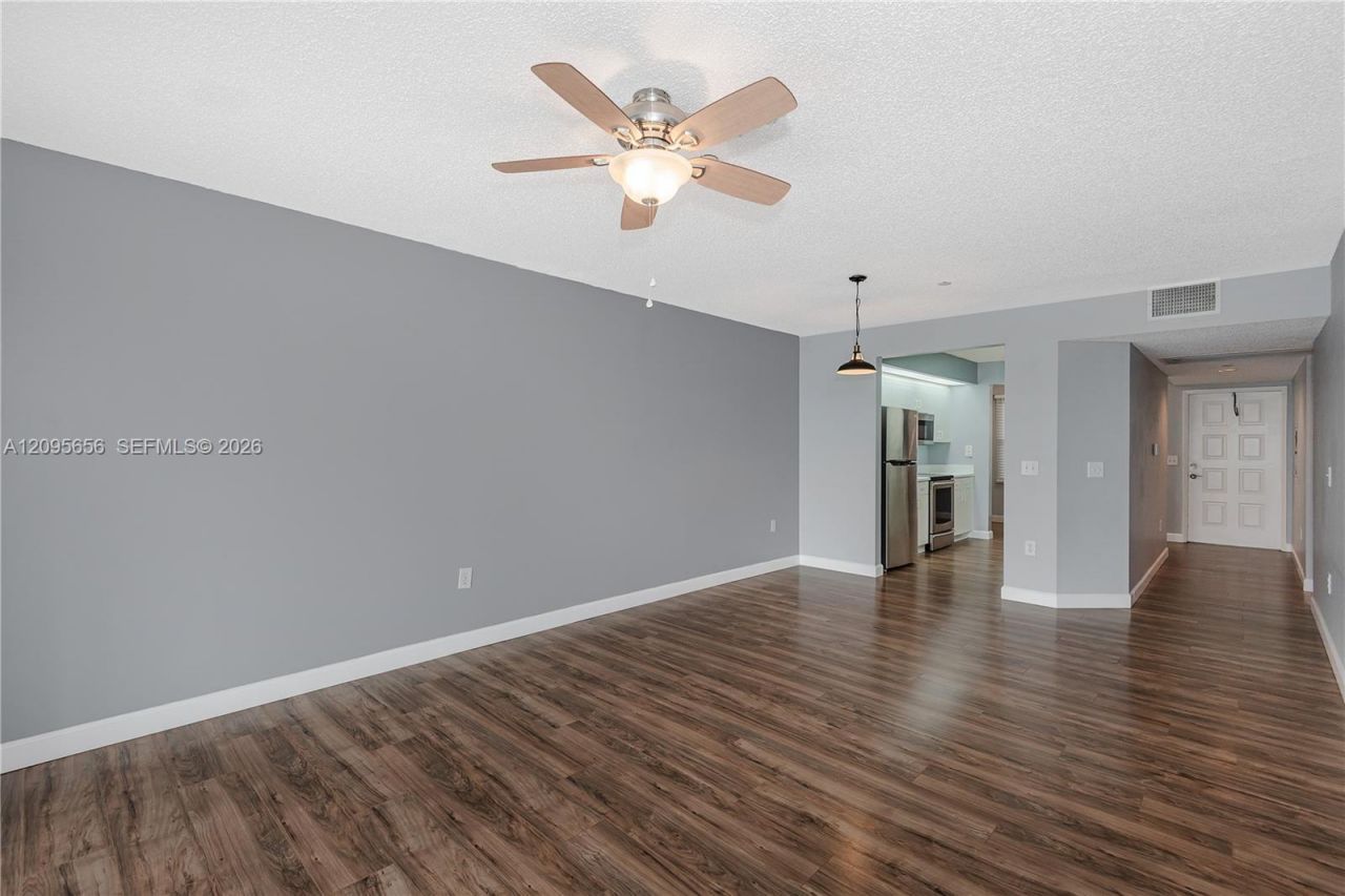 550 SW 138th Ave , Unit 404K, Pembroke Pines, FL 33027 Photo