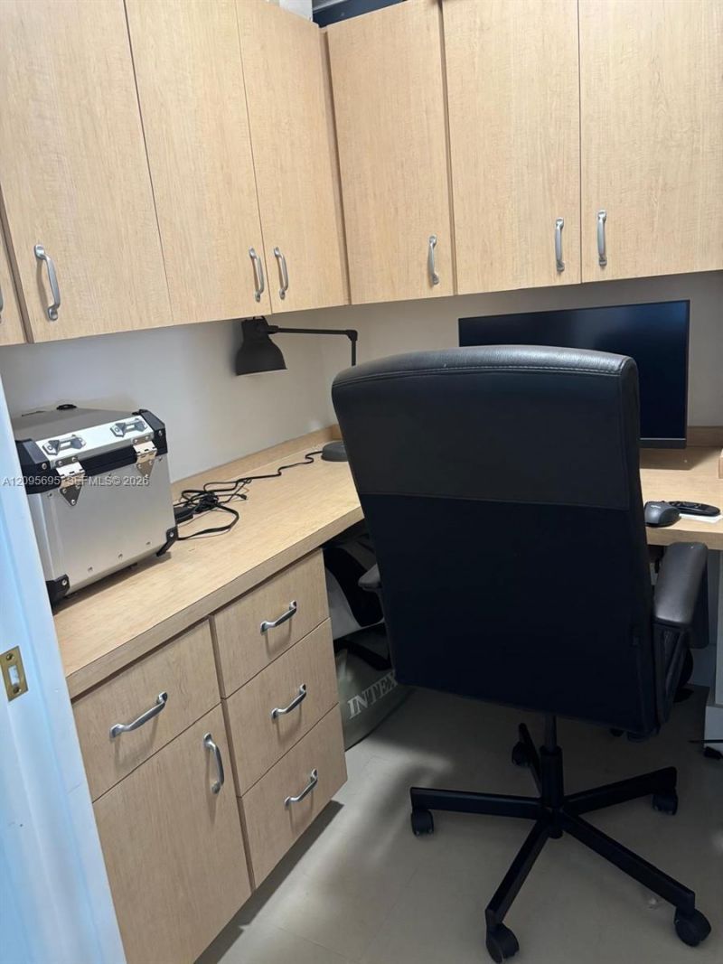 5701 Collins Ave, Unit 912, Miami Beach, FL 33140 Photo