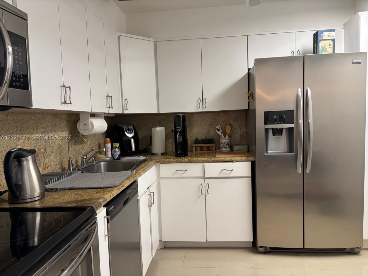 5701 Collins Ave, Unit 912, Miami Beach, FL 33140 Photo