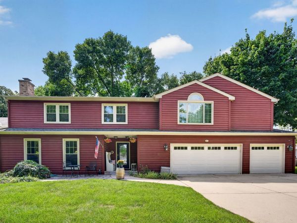 624 Virginia Court , Naperville, IL 60540