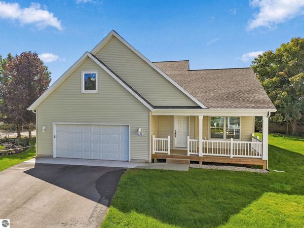 2793 Garnet Court, Traverse City, MI 49684