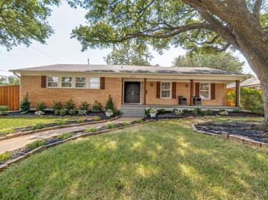 806 Knott Place, Dallas, TX 75208