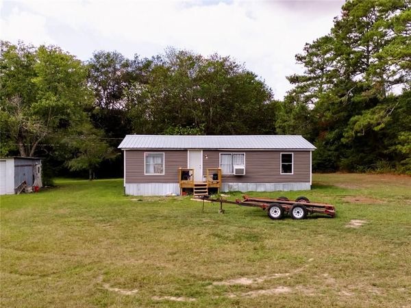 10 Farm Road , Taylorsville, GA 30178