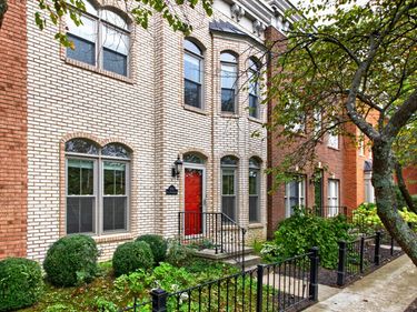 993 Star Shoot Parkway, Lexington, KY 40509