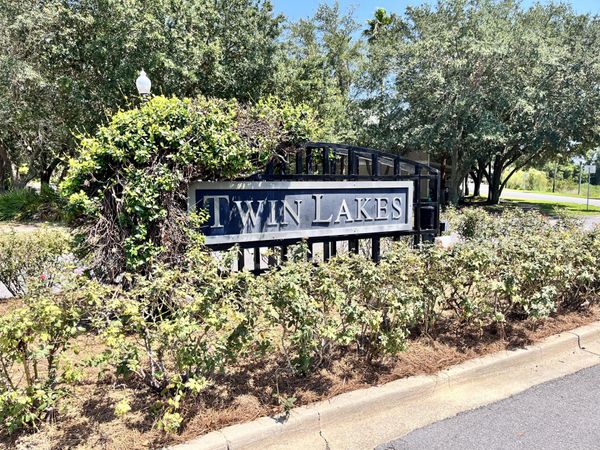 221 Twin Lakes Lane, Destin, FL 32541