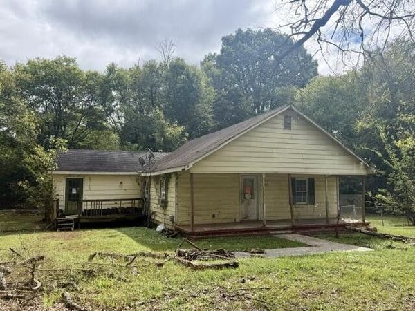 405 Glenn Street , La Fayette, GA 30728