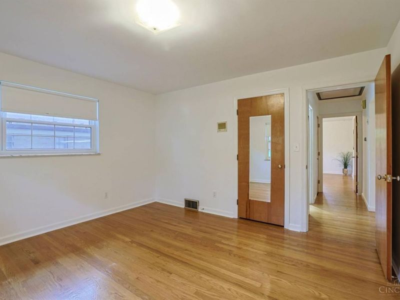 5928 Thornhill Avenue, Cincinnati, OH 45224 Photo 21
