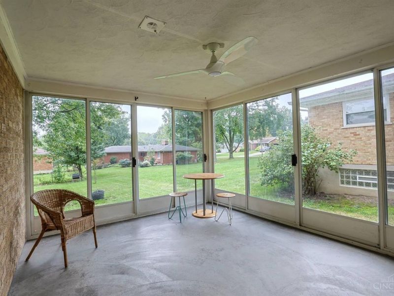 5928 Thornhill Avenue, Cincinnati, OH 45224 Photo 30