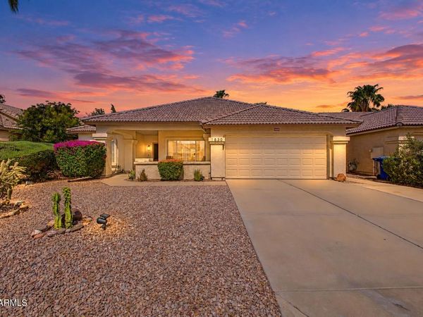 1530 E SAN TAN Street, Chandler, AZ 85225