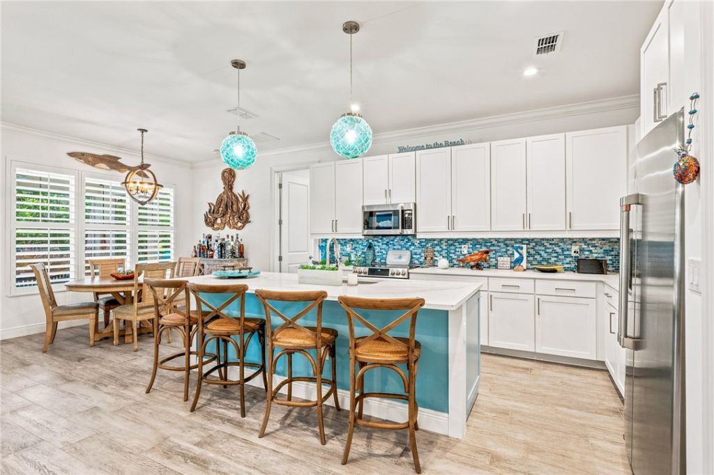 3929 Shoreside Drive, Hutchinson Island, FL 34949 Photo