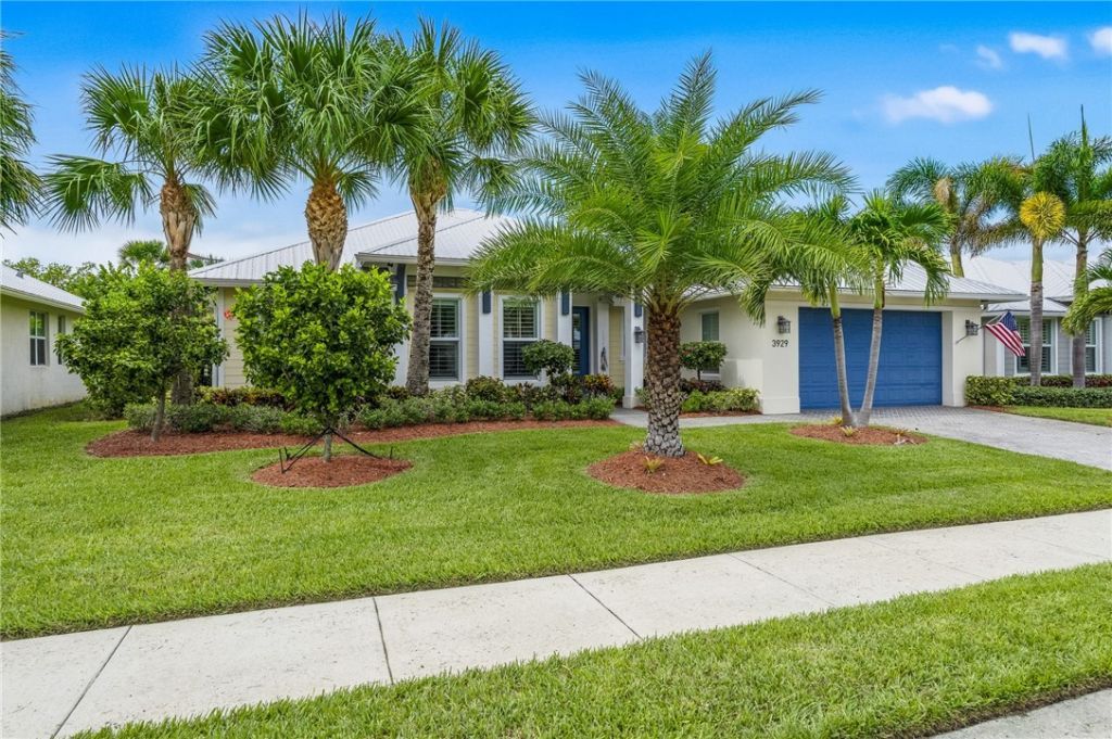 3929 Shoreside Drive, Hutchinson Island, FL 34949 Photo