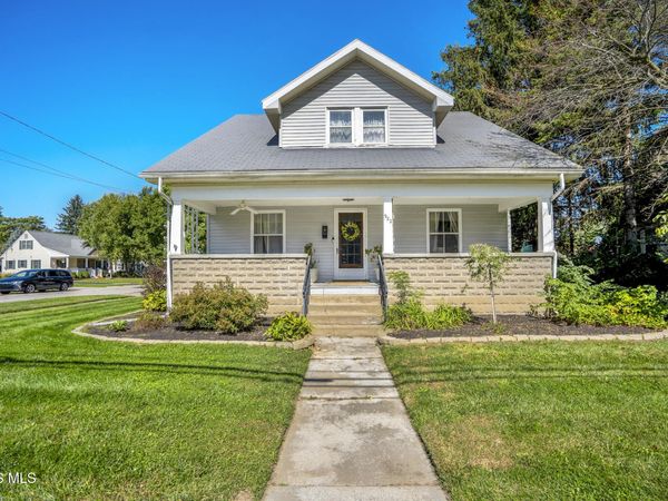 922 Farnsworth Road, Waterville, OH 43566
