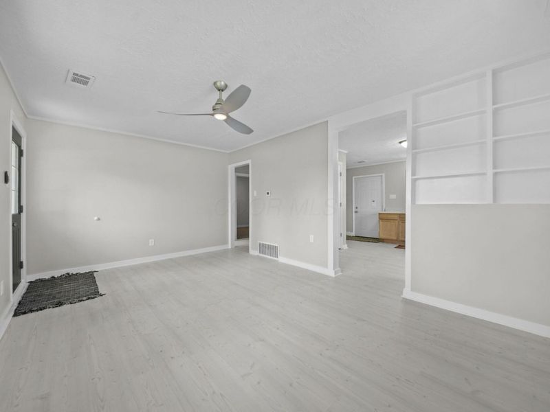 4620 MORRIS Avenue , Whitehall, OH 43213 Photo 8