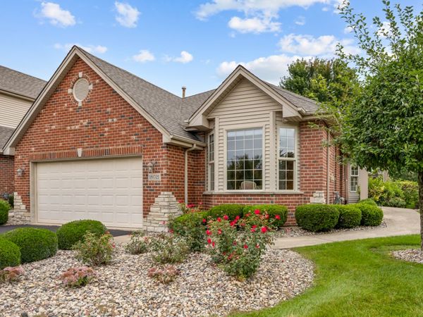 18021 Breckenridge Boulevard , Orland Park, IL 60467