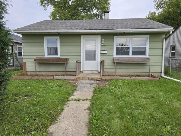 6167 N 35th STREET, Germantown, WI 53022