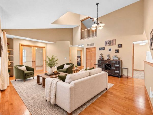 111 Morningside Drive NE, Hutchinson, MN 55350