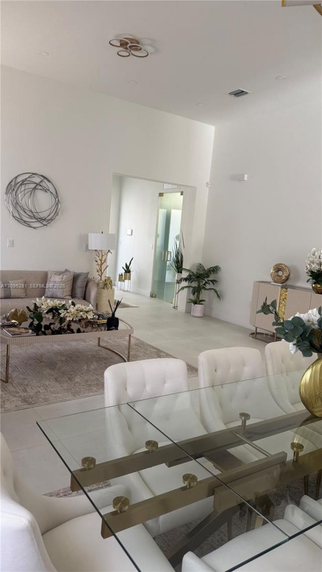 14422 SW 18th St , Miami, FL 33175 Photo