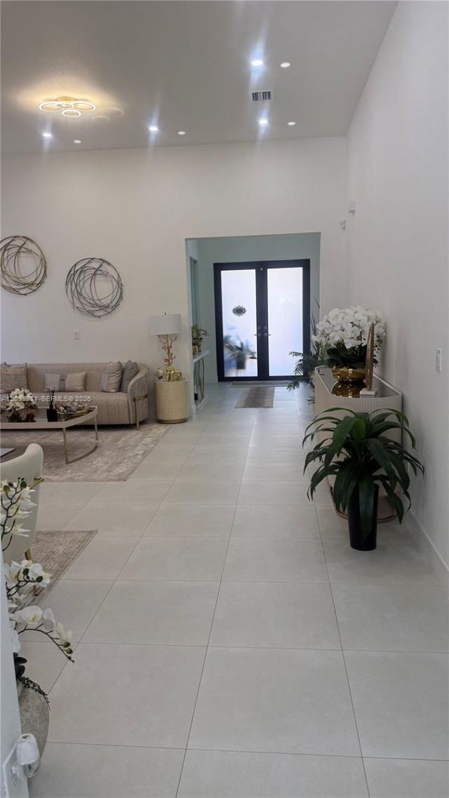 14422 SW 18th St , Miami, FL 33175 Photo