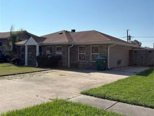 105 INCARNATE WORD Drive , Kenner, LA 70065