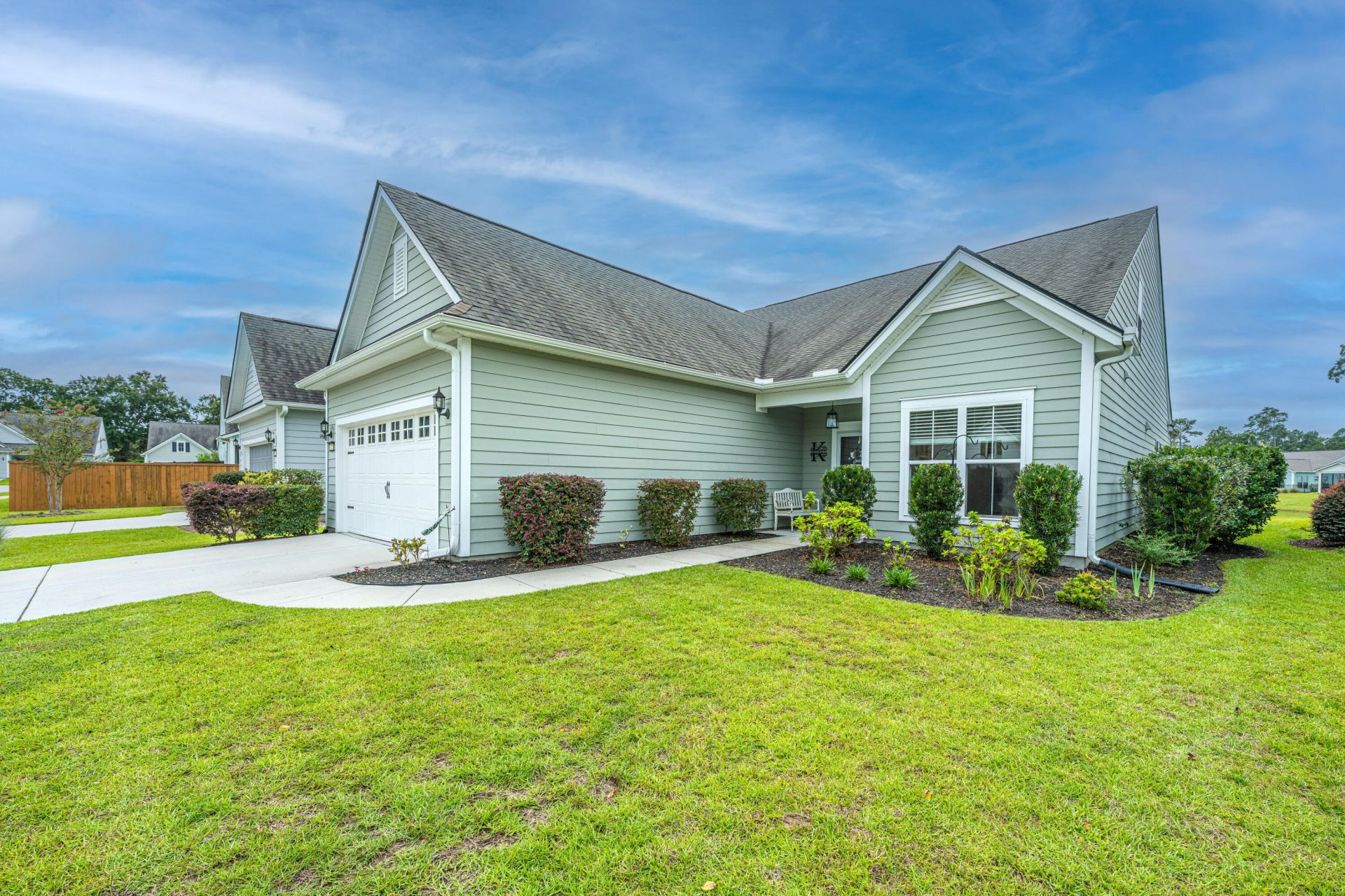 6205 Woodsedge Court Photo 4