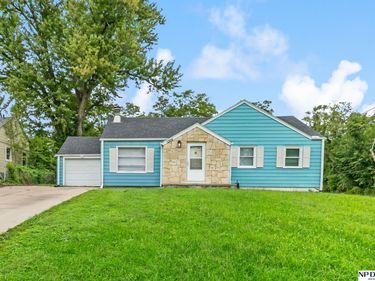 7284 Minne Luse Boulevard, Omaha, NE 68112
