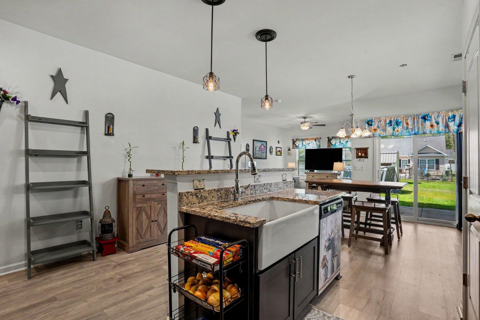 3529 Hardee Ave. Photo 6