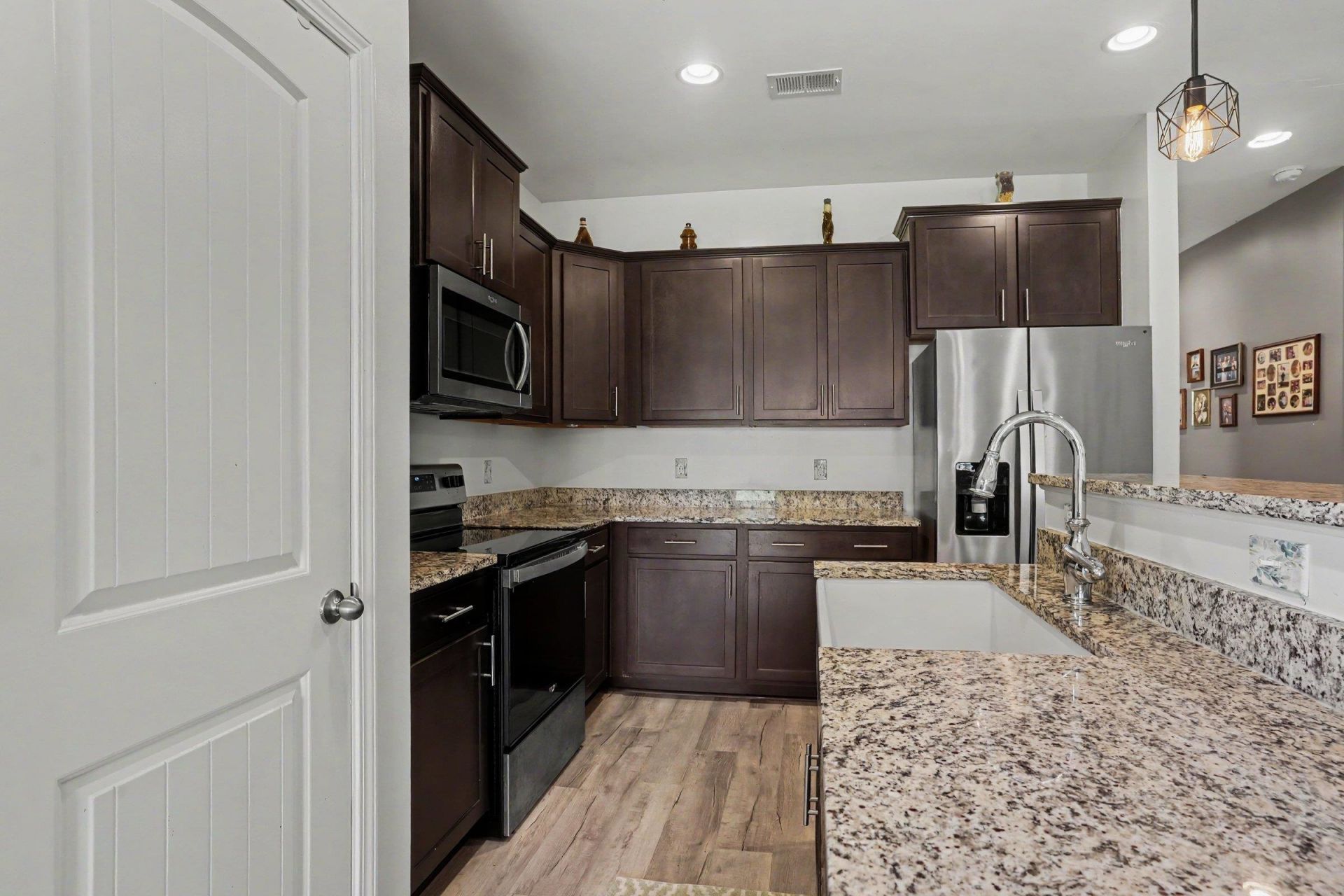 3529 Hardee Ave. Photo 7