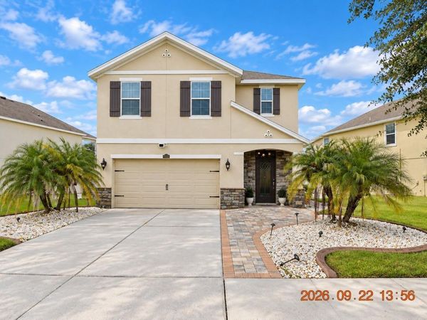 7697 TUSCAN BAY CIRCLE , WESLEY CHAPEL, FL 33545