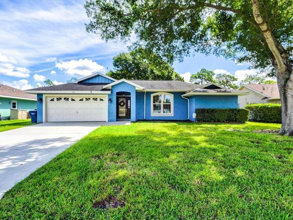 7129 QUEEN PALM CIRCLE , SARASOTA, FL 34243