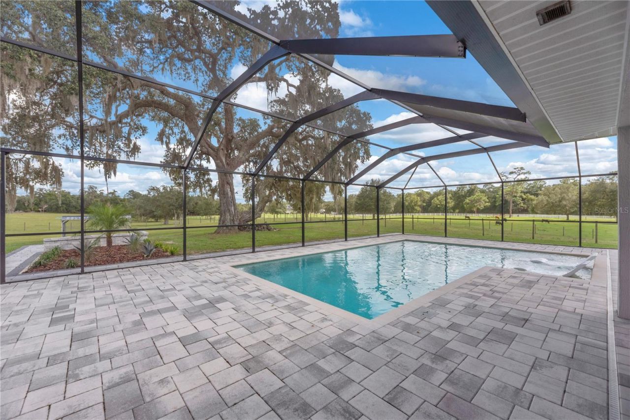 8631 SW 70th Terrace, Bushnell, FL 33513 Photo