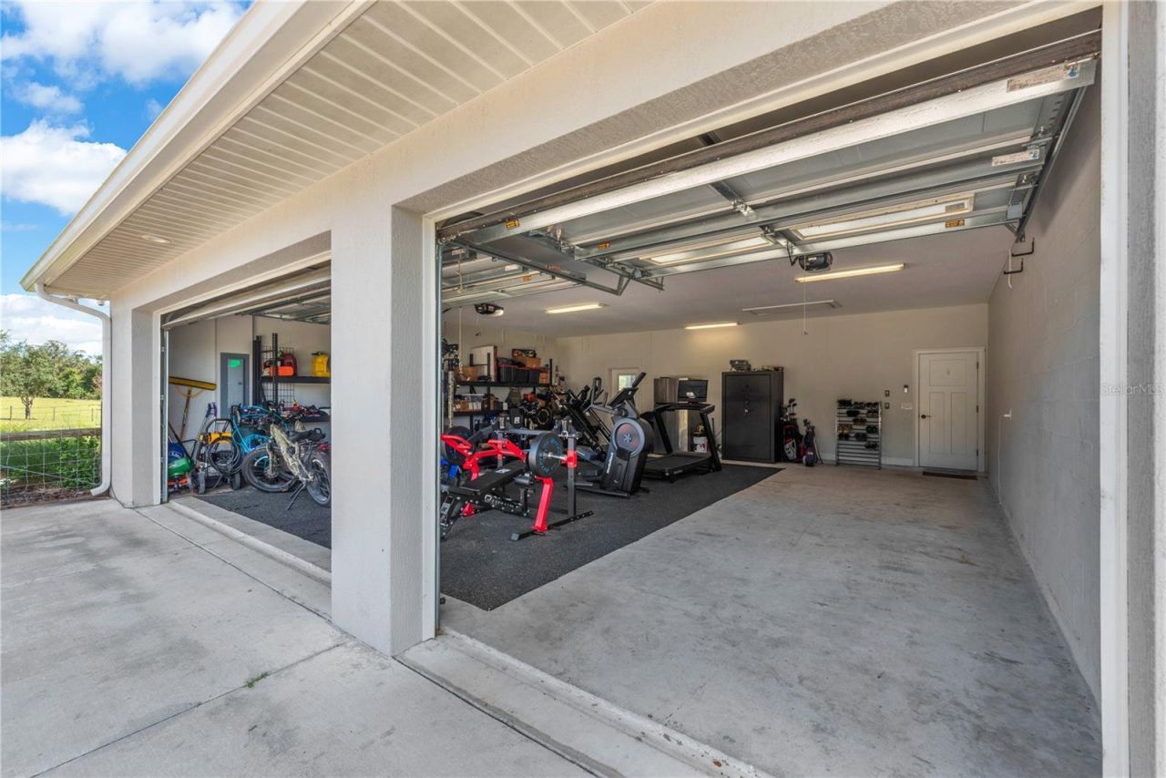 8631 SW 70th Terrace, Bushnell, FL 33513 Photo
