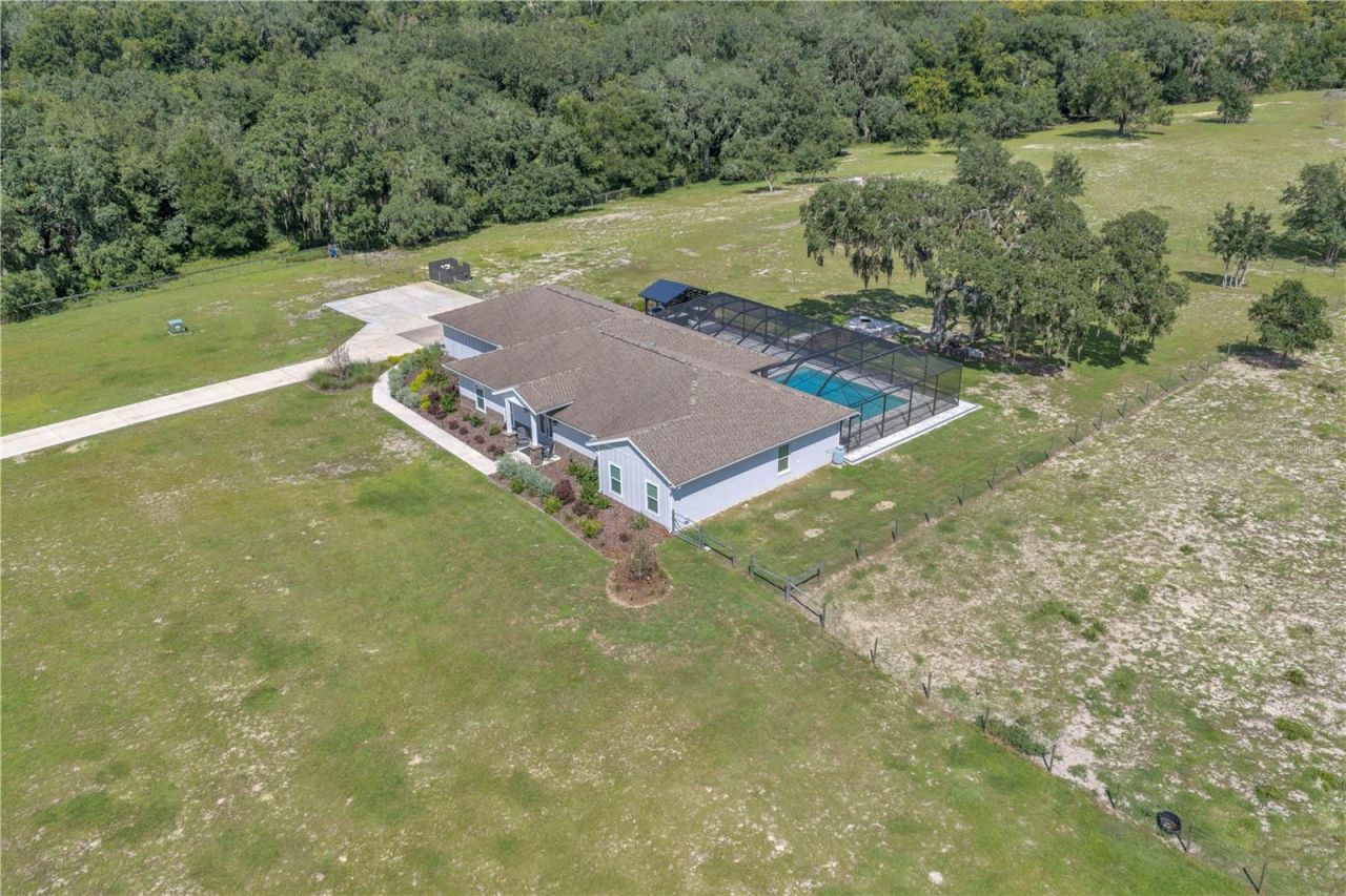8631 SW 70th Terrace, Bushnell, FL 33513 Photo