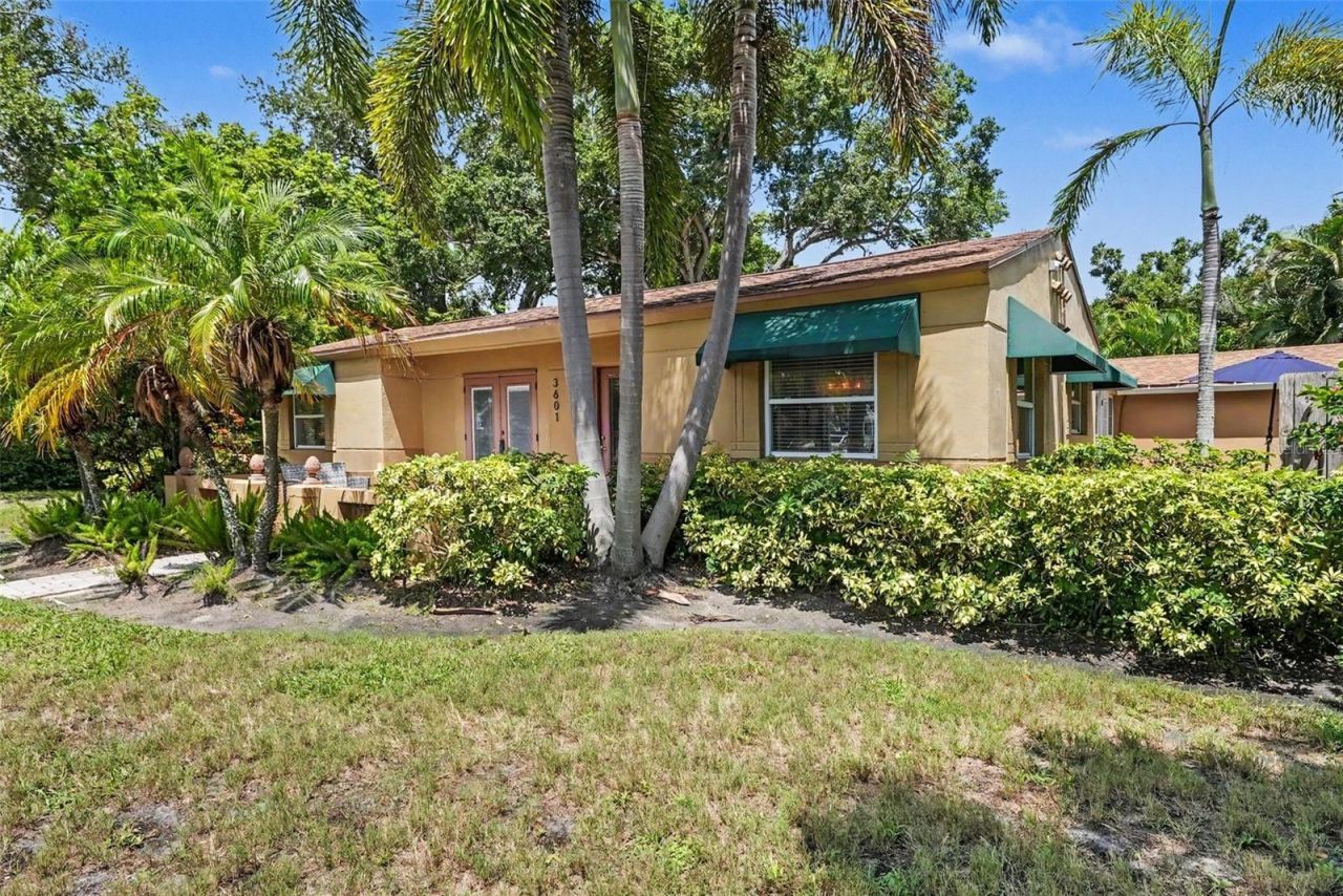 3601 W Empedrado Street, Tampa, FL 33629 Main Photo