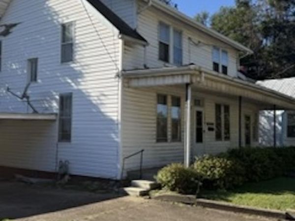 124 S Main Avenue, Weston, WV 26452
