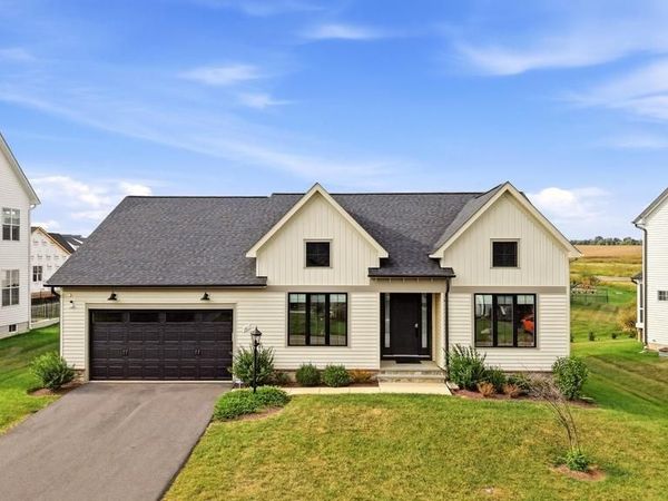 161 SHENANDOAH CROSSING DRIVE , CHARLES TOWN, WV 25414