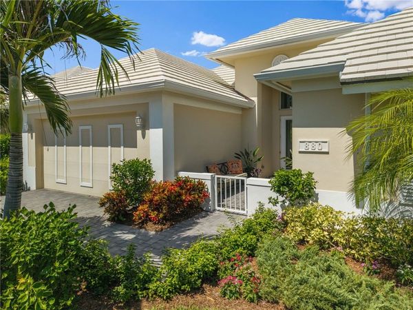 880 Saint Annes Lane, Vero Beach, FL 32967