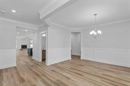 698 Callaway Drive  photo 4
