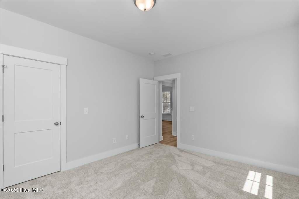 698 Callaway Drive  Photo 7