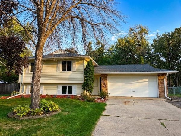 2483 Hidden Valley Lane , Stillwater, MN 55082