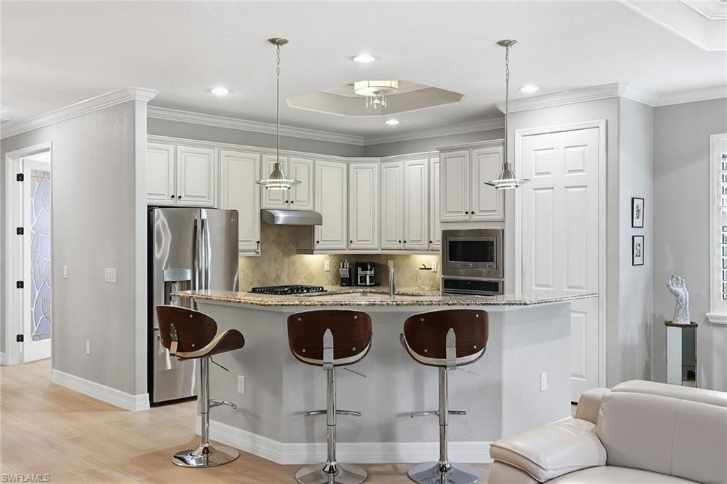 2906 Aviamar Cir , Naples, FL 34114 Photo