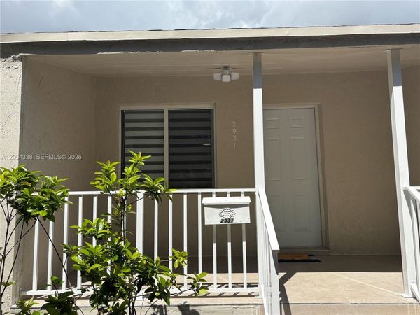 2931 SW 19th Ter , Miami, FL 33145