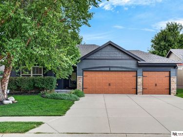 19105 Ohio Street, Omaha, NE 68022