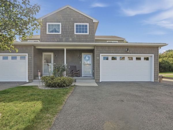 353 Fuller St, Unit 42, Ludlow, MA 01056