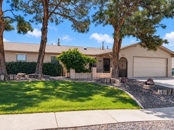 6712 Beck Drive NE, Albuquerque, NM 87109