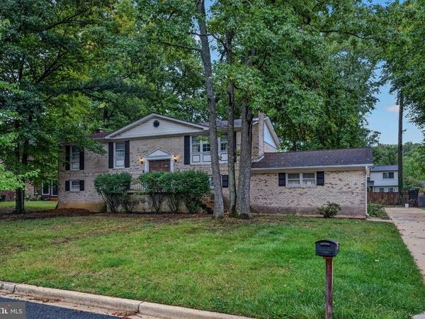 702 GLENEAGLES DRIVE, FORT WASHINGTON, MD 20744