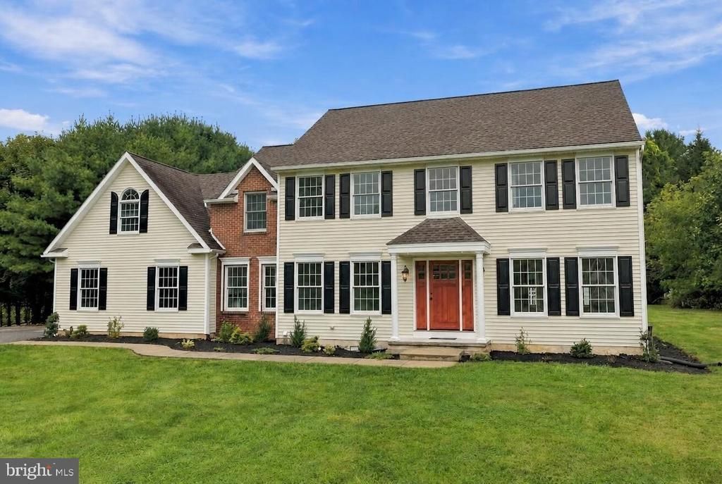 4 SCHOOLHOUSE LANE , FLEETWOOD, PA 19522